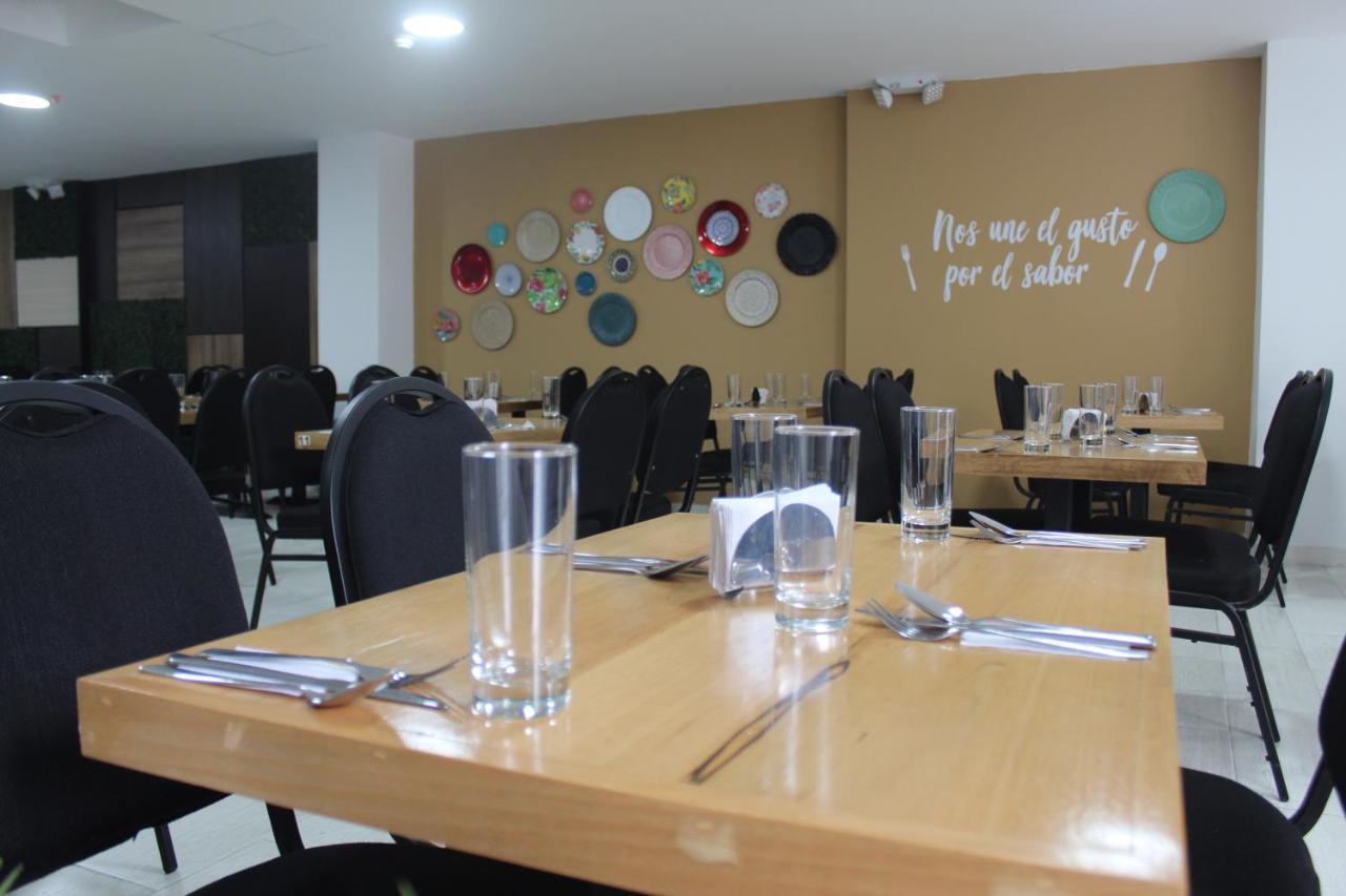 Hotel Cafeira Pereira Bagian luar foto